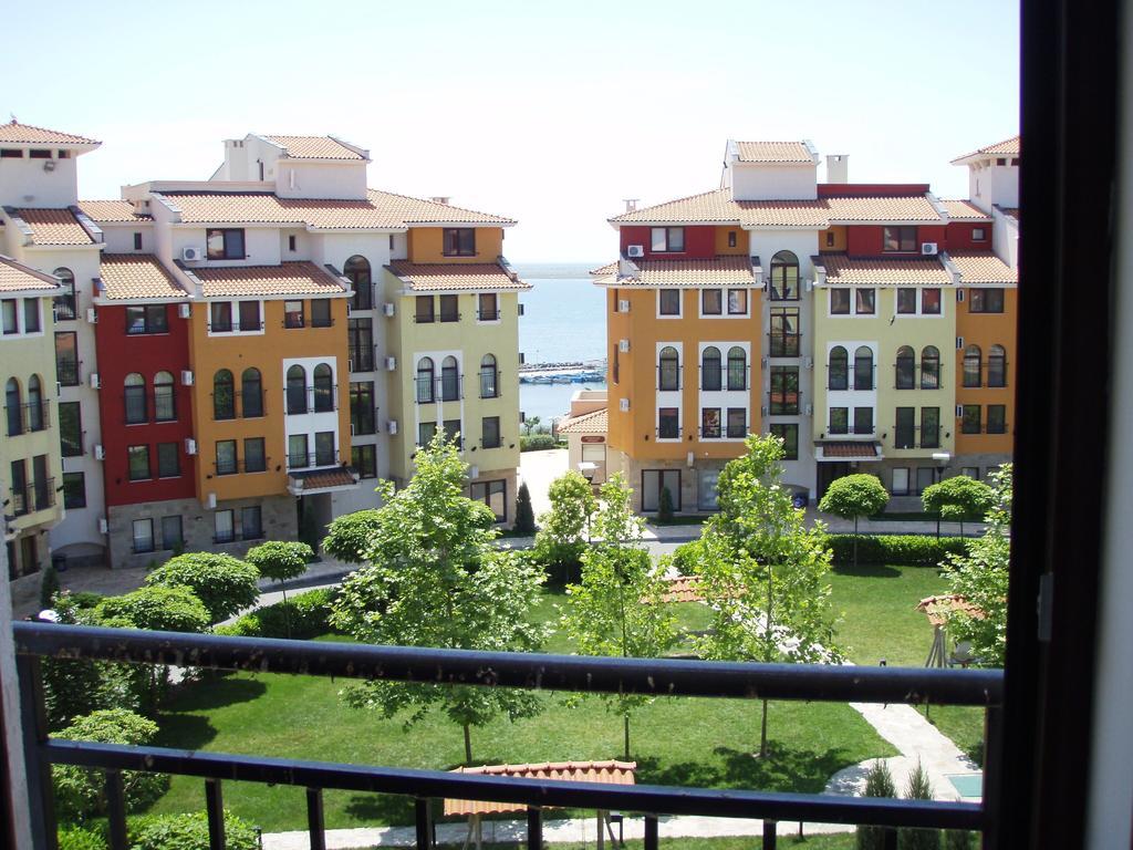 Visit Sunny Beach Marina Apartments ラヴダ エクステリア 写真