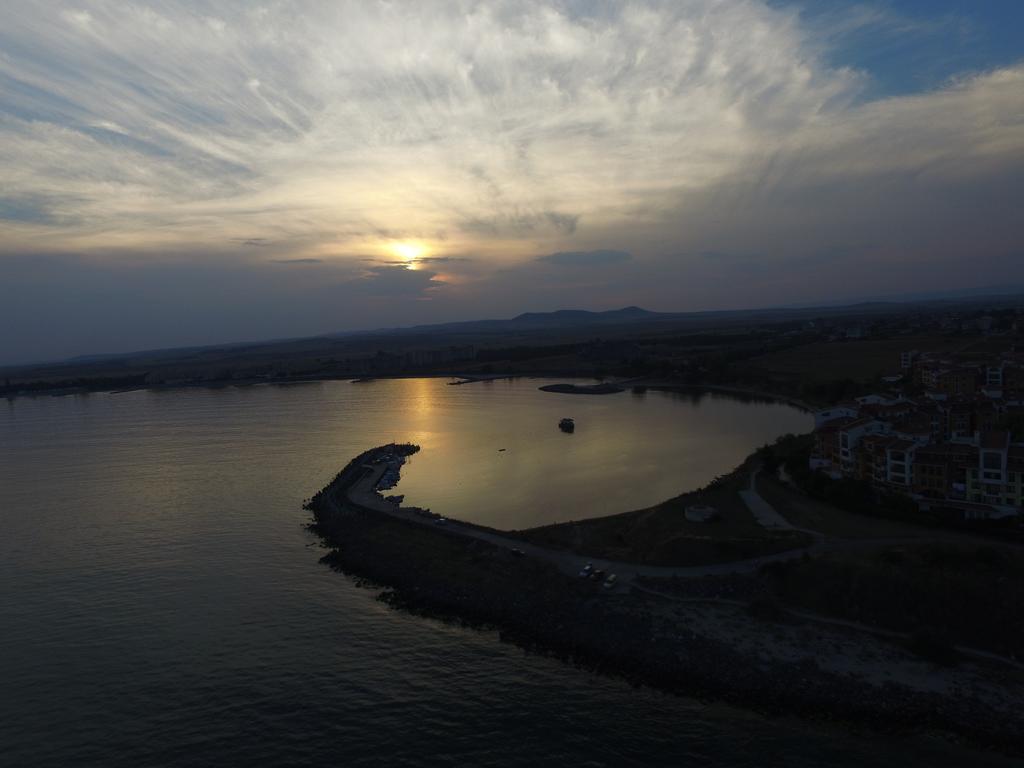 Visit Sunny Beach Marina Apartments ラヴダ エクステリア 写真